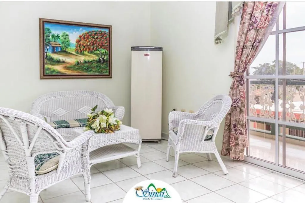 Hotel Sinai Nagua Bed & Breakfast